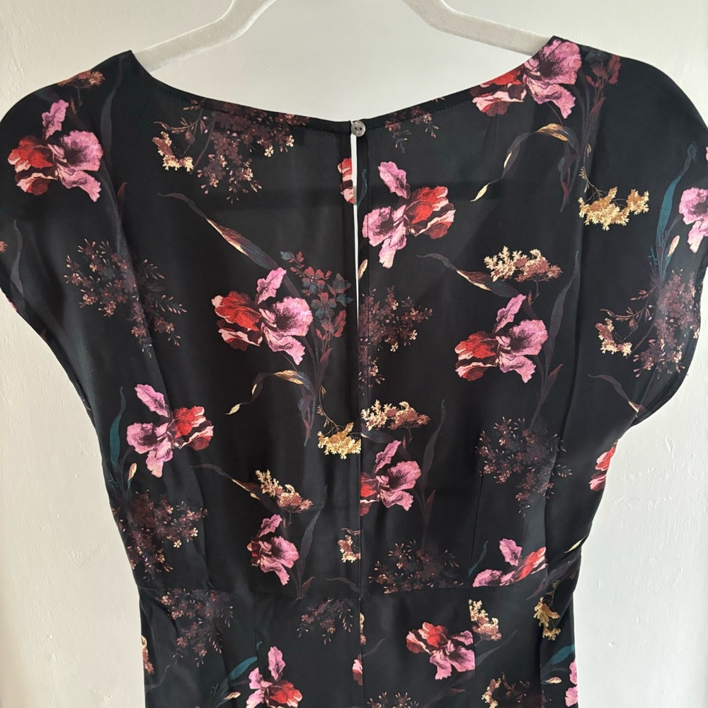 Madewell Wide V-Neck Midi Dress - Picture 7 of 8